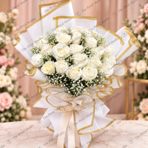 White Rose and Baby s Breath Luxury - Luxury white rose and baby's breath bouquet in white and gold wrapping